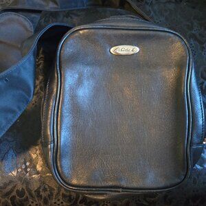 A GOLD E Black Faux Leather UNISEX Crossbody Bag for Travel/Hiking/Other NWOT